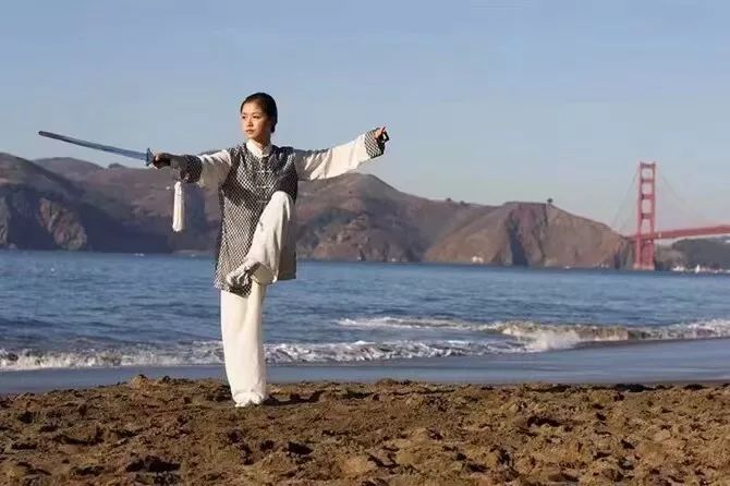 打拳体育老师,打拳的体育老师