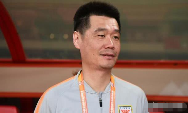 鲁能中超第二轮裁判,鲁能中超争议判罚