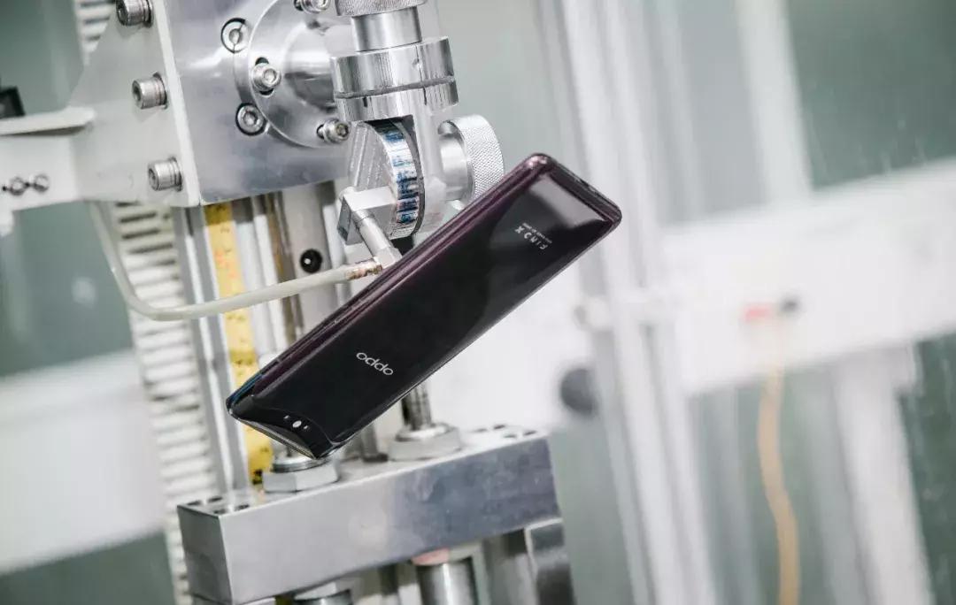 oppo小布和小爱哪个更强大,oppo实力有多强大