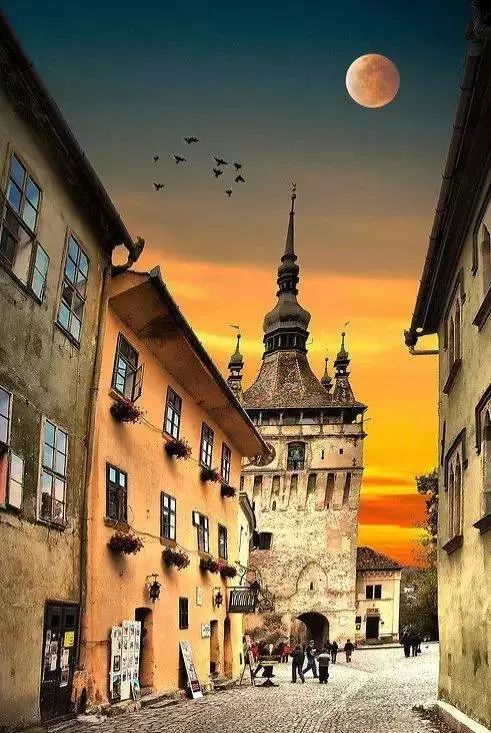 网友评出全球最值得去的50个地方,cnn评世界十大绝美旅行地