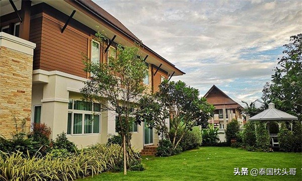 泰国这么穷为什么这么多人去旅游,泰国很穷为什么医疗这么好