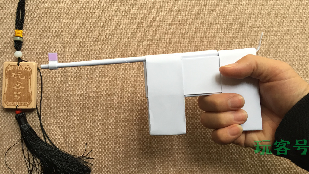 驳壳枪折法图片,80后驳壳枪折纸