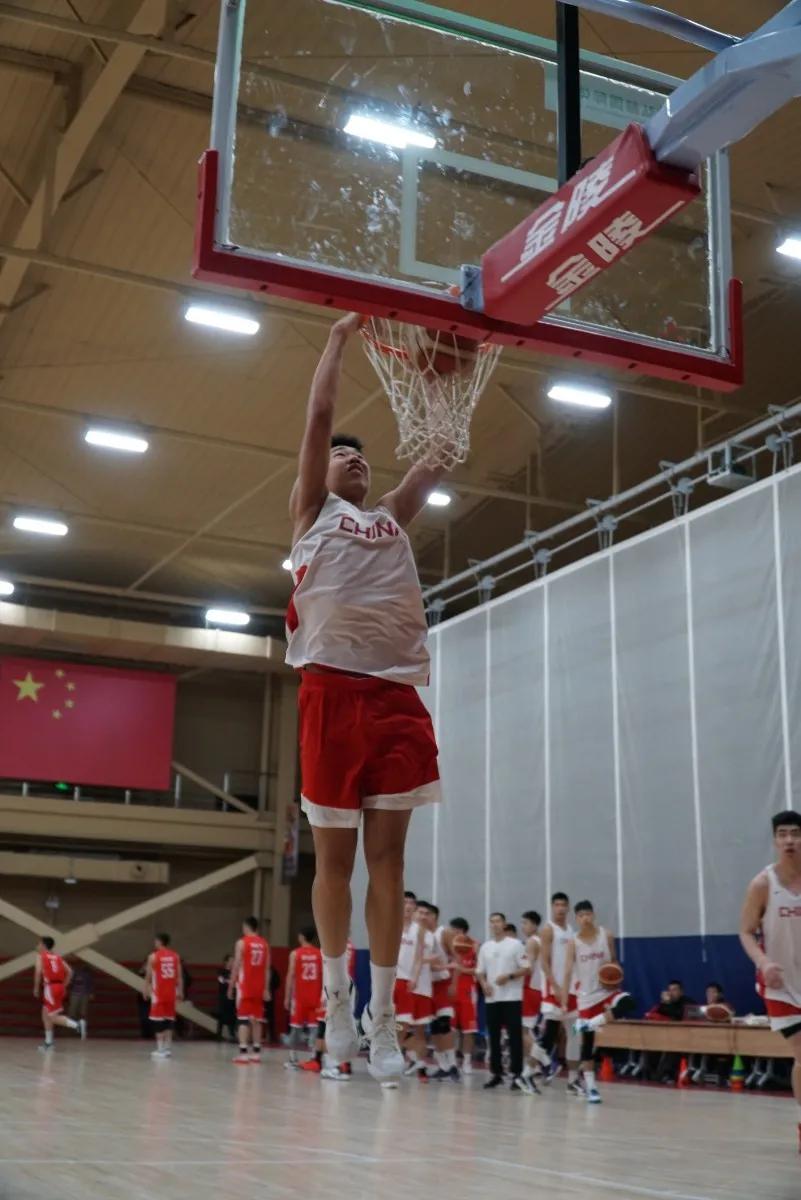 国青u18vs青岛男篮,中国u18国青男篮东亚青年运动会
