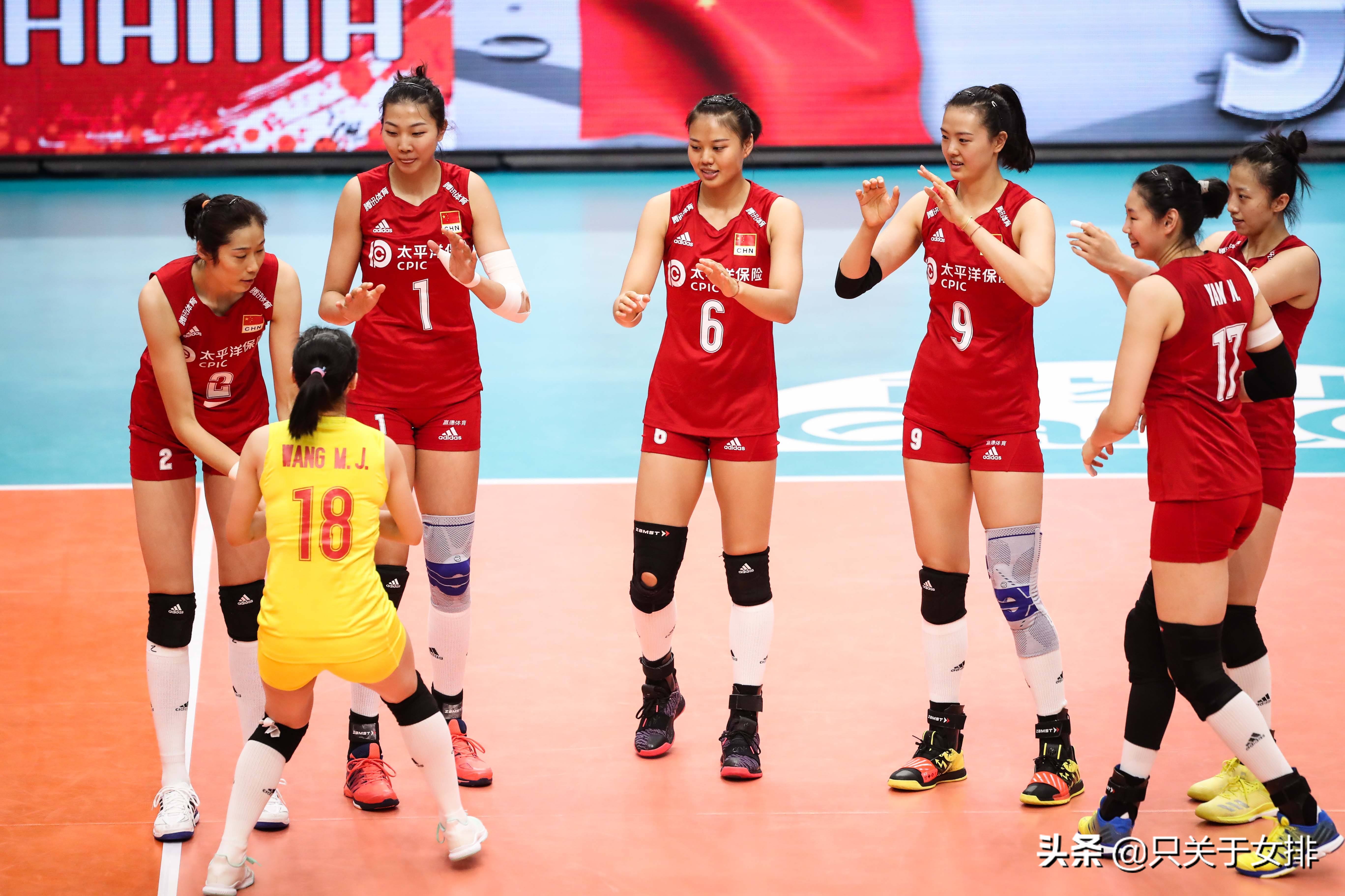 中国女排都有谁穿篮球鞋,中国女排朱婷穿库里球鞋