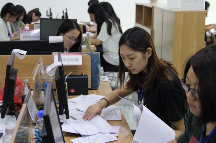 未来女生吃香的十大专业,未来女生最吃香的专业