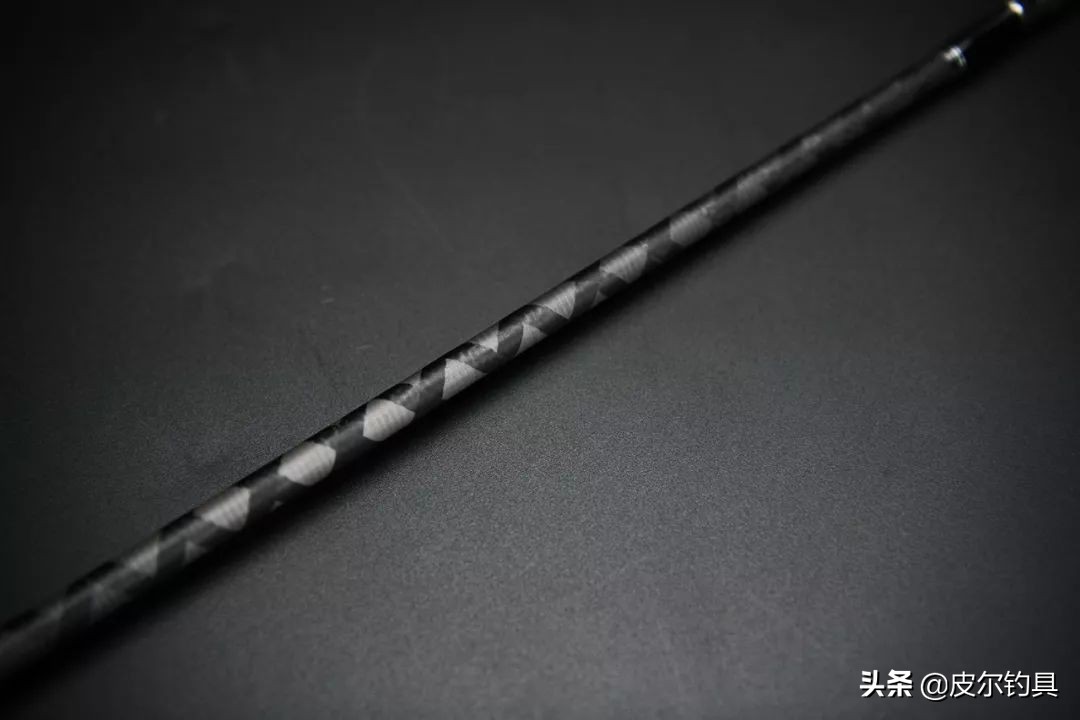 阿布大黄蜂先锋二代路亚竿测评,阿布大黄蜂和阿布revo对比