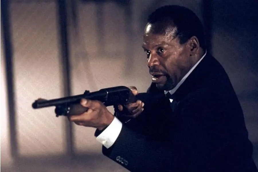 《电锯惊魂1》|血腥的恐怖电影