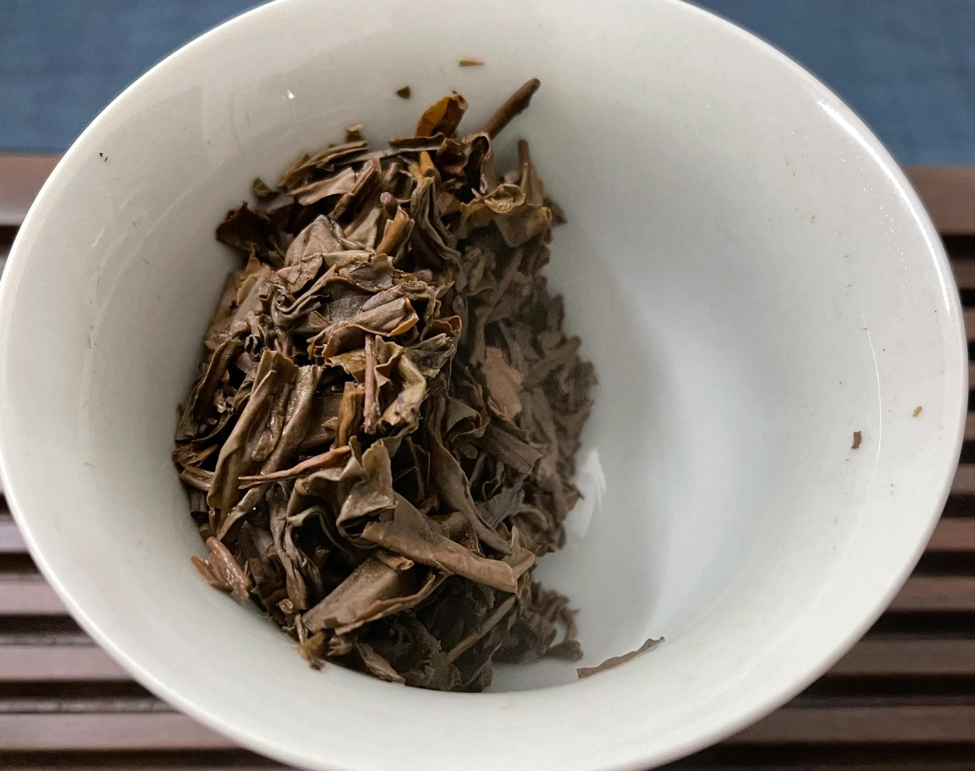 普洱茶开汤视频讲解,普洱茶开茶饼