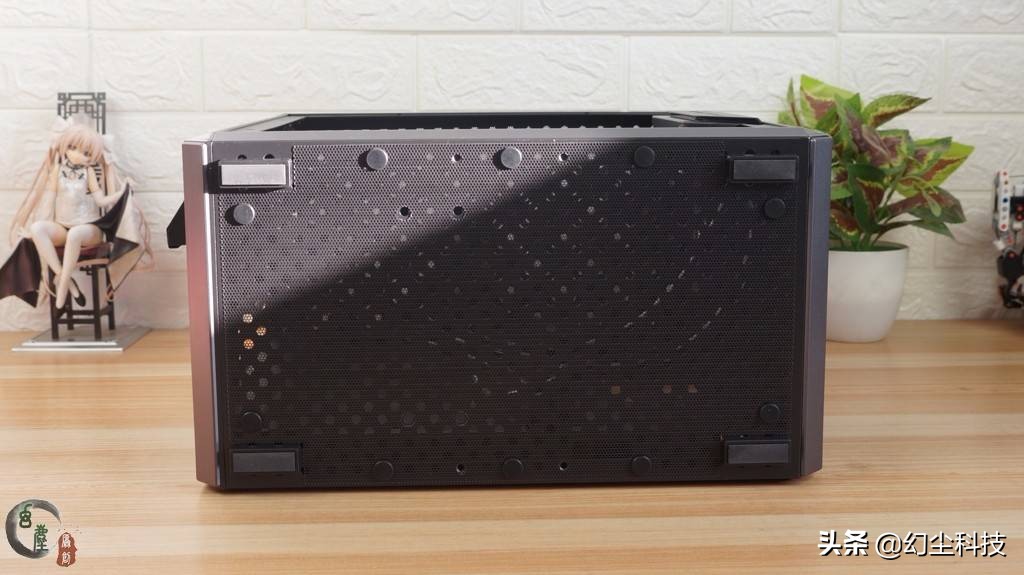 支持atx主板和三风扇显卡的小机箱,atx机箱安装多大主板