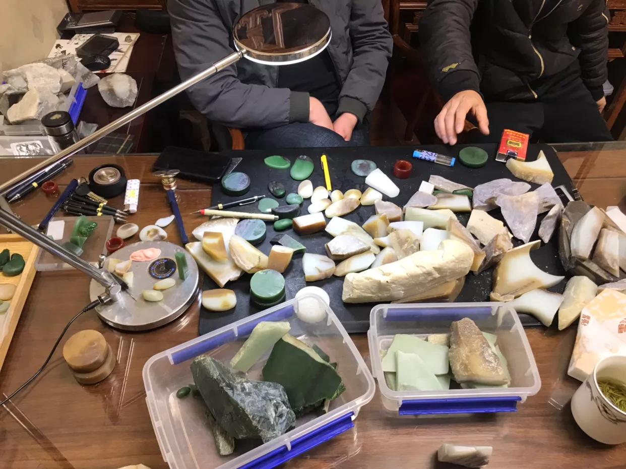 南阳市镇平县石佛寺镇玉石市场,石佛寺镇玉石之谷