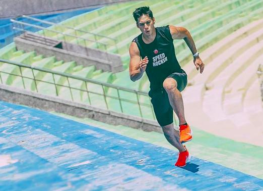 贝克汉姆同款发泥,用发泥做贝克汉姆发型