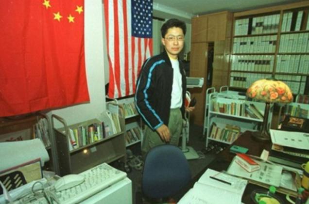 李阳疯狂英语教育的真谛演讲视频,英语教父李阳