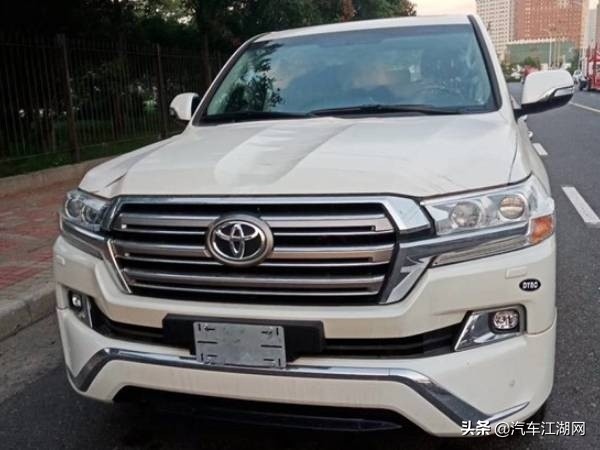 19款酷路泽4000硬派越野王者风范,性价比最高的酷路泽4000