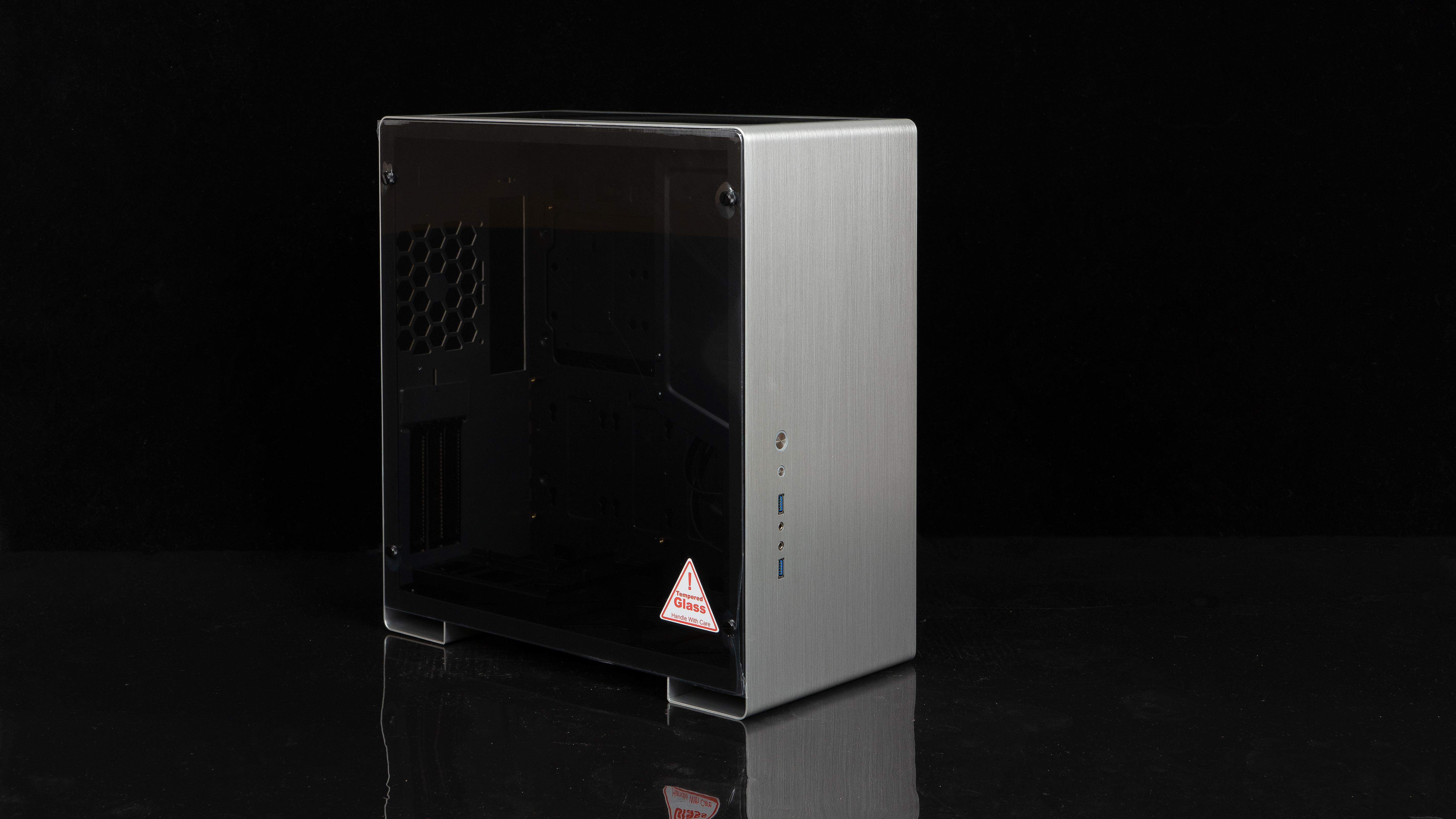 49年入国军?3700X+B550+2070S够用*党**装机