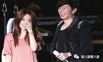 半年换3个妹子，但我依旧是纯情boy？