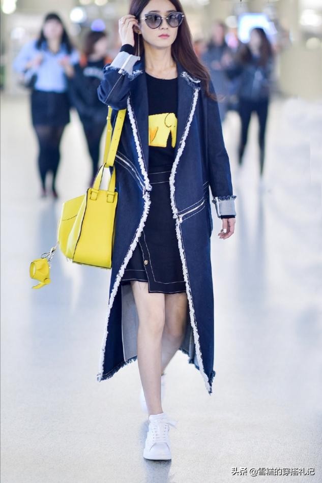 袁泉极简风衣搭配,袁泉职场风穿衣搭配