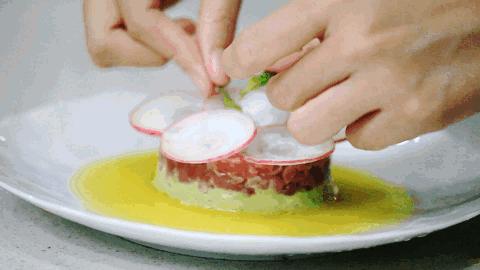 金枪鱼牛油果塔塔的做法,金枪鱼塔塔做法步骤