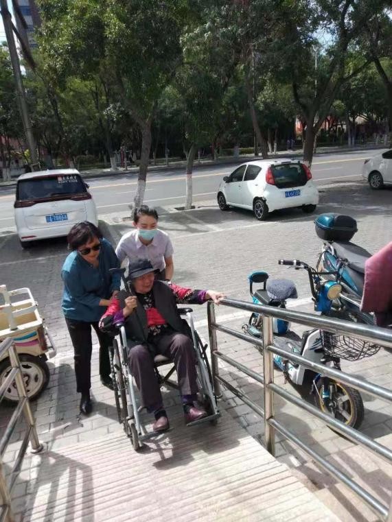 当您老了希望您健康长寿,当你老了诗朗诵