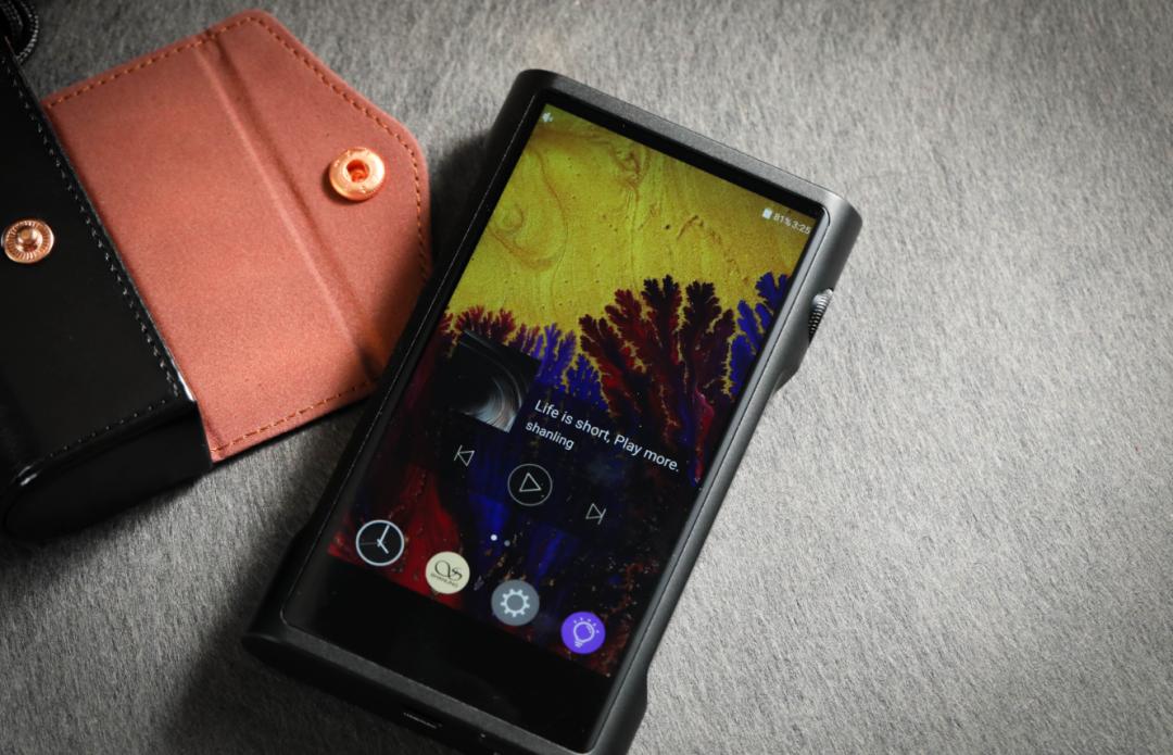 焕开箱丨来了！垫底万元砖！来看看万元守门员山灵M8究竟怎样？