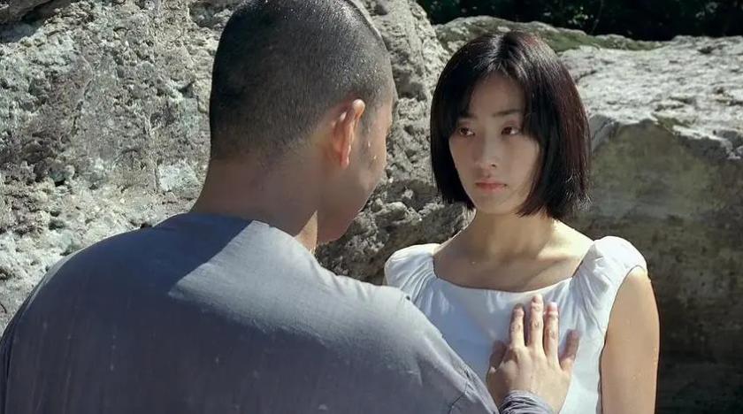 *虐性**、*力暴**、畸恋毁三观他都占了，要怎么评价这个“变态”导演？