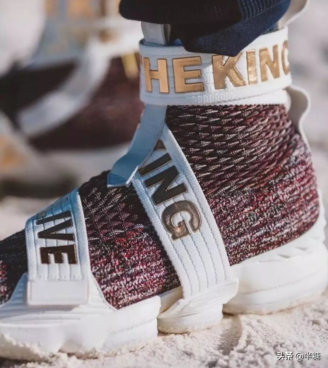 可口可乐和匡威联名的板鞋,hm新款联名鞋