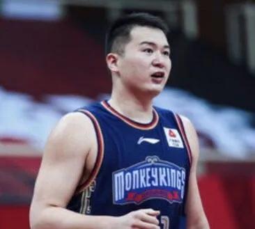 来了，万圣伟战苏伟，挨骂四人组爆发，广东以练兵为主