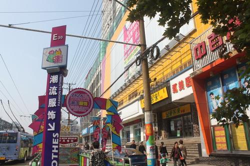 武汉最老商场现状,武汉十大惨淡商场