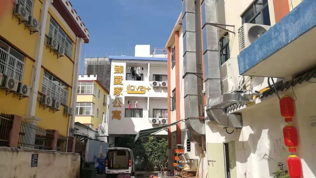 璧拌娣卞湷,娣卞湷璧拌