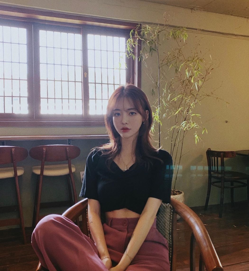 有层次披肩卷发,披肩发层次教程