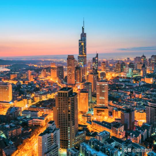 南京金陵城全景,南京金陵酒店新楼有多少米高