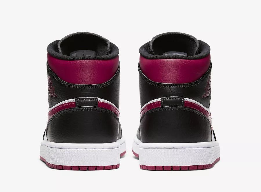 新小闪电aj1,aj1黑红脚趾和什么鞋最搭配