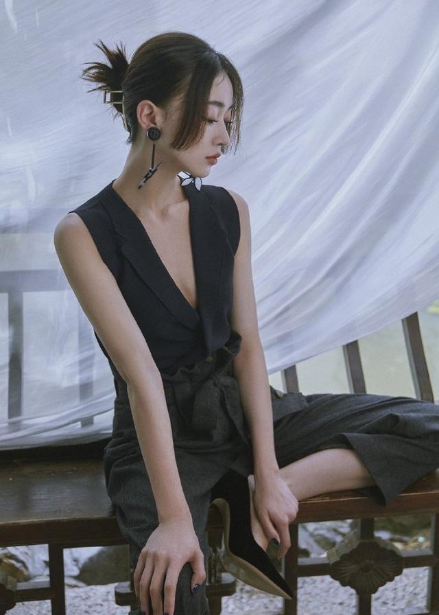 吴谨言瘦脱相,吴谨言怎么那么瘦