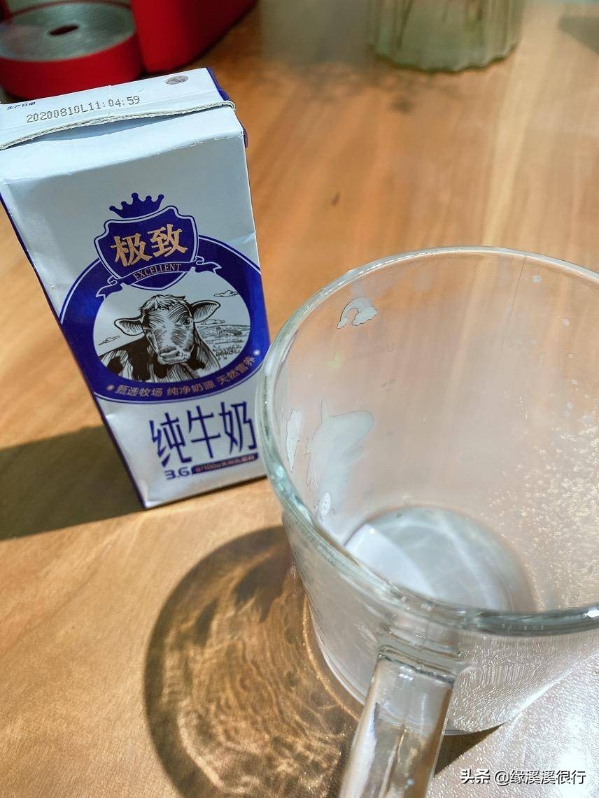 伊利金典娟姗纯牛奶冬日限定,a2纯牛奶和娟姗奶什么区别