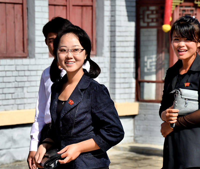 网友评价,真漂亮的朝鲜女子