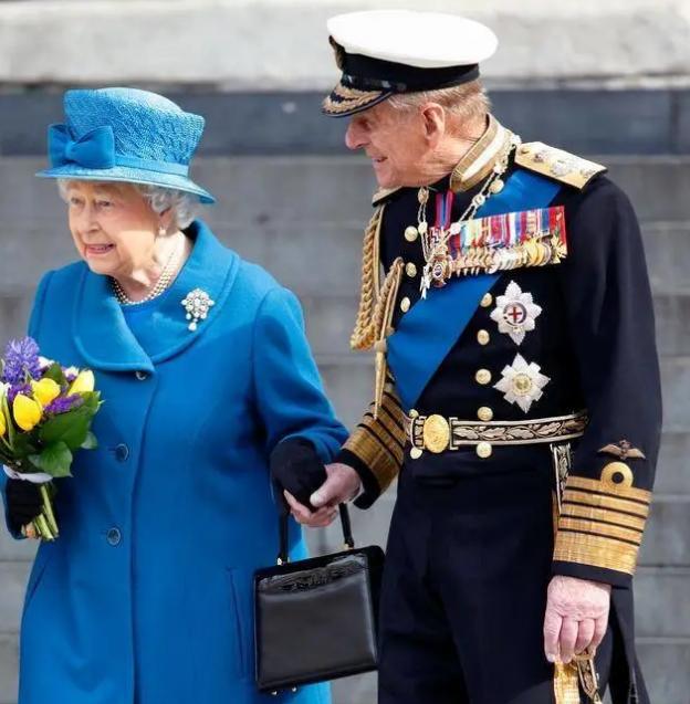英国女王丈夫去世现场,英国女王丈夫去世后事