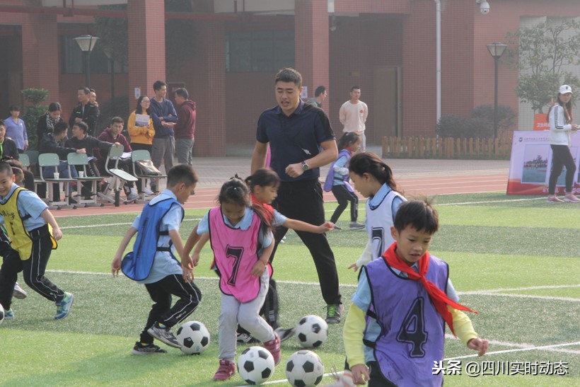 2017年中小学足球进校园赛事,全市中小学生校园足球赛开赛