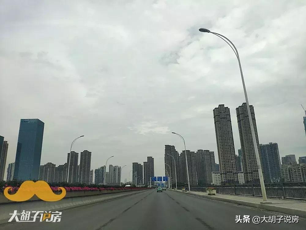双合同、茶水费、全城摇号的武汉楼市，到底怎么了？