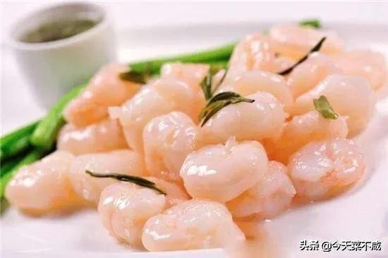 上浆勾芡挂糊要选哪种淀粉,勾芡上浆挂糊都用什么淀粉