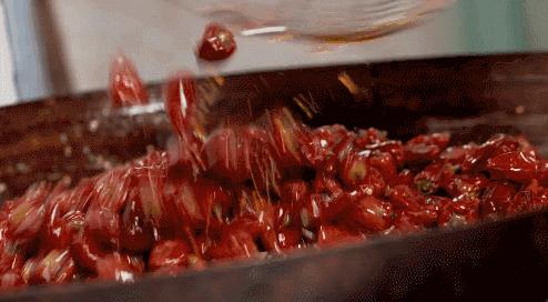 中国美食男人帮又出手了！这神作，能一口气看五集算我输