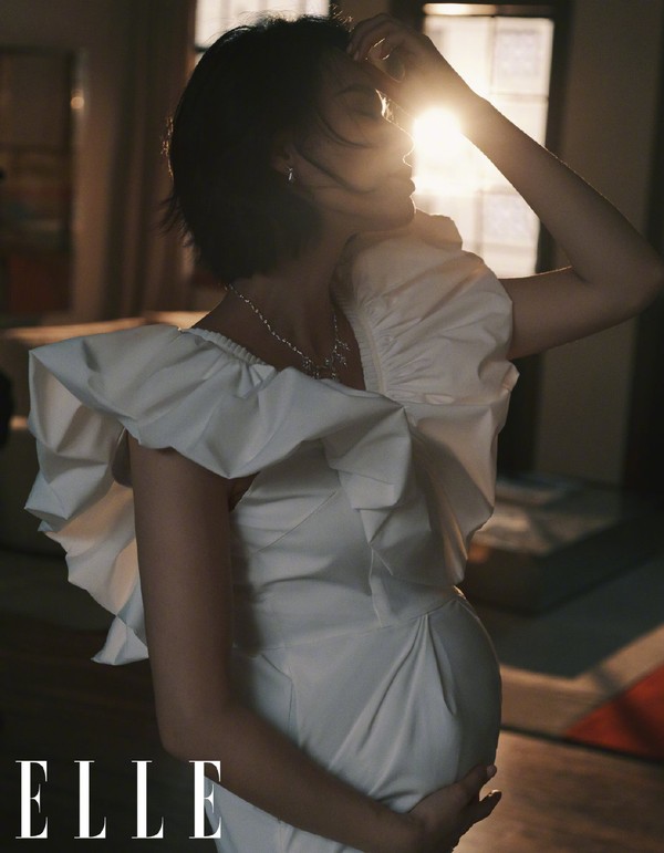 胡杏儿孕肚图片,胡杏儿孕肚大片