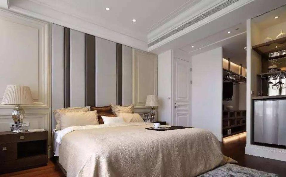 房门红木色好看还是灰色好看,卧室门用红木色好看吗