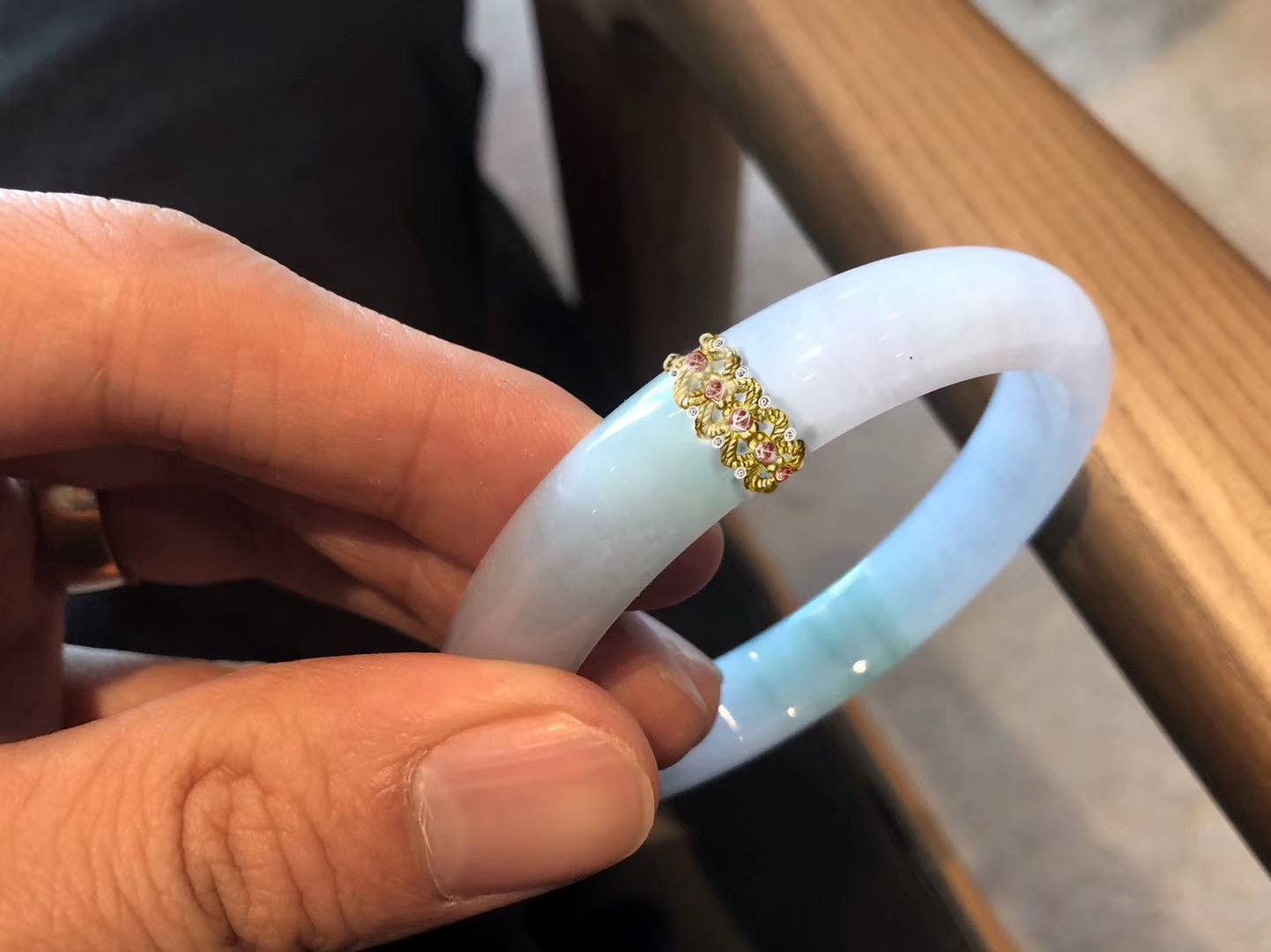 玉石手镯断裂修补,玉石手镯断裂怎样处理