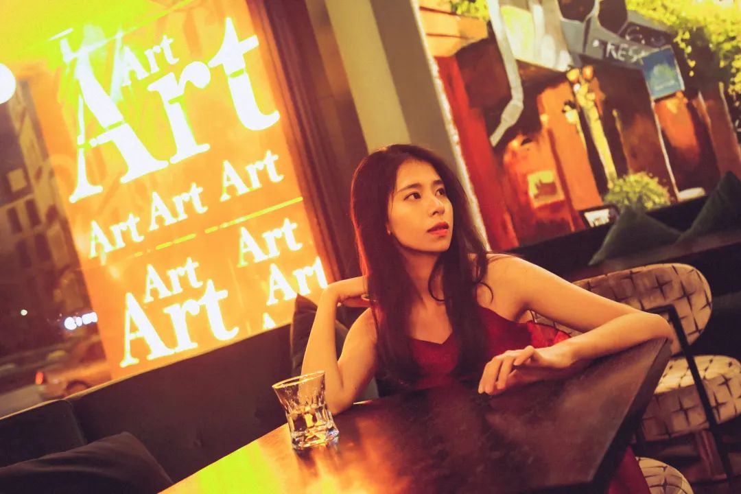 北师大珠海校区最厉害三个校友,北师大珠海分校优秀毕业生梁桢