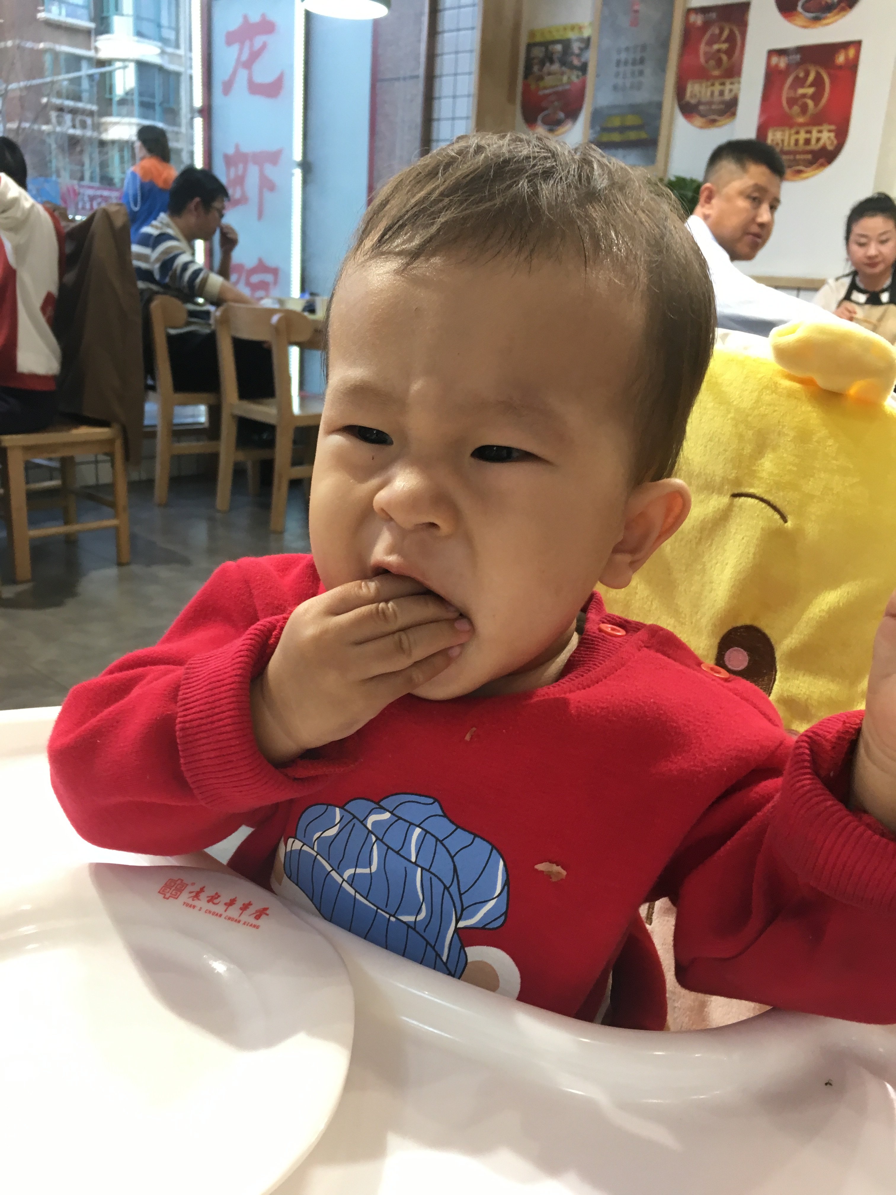 宝宝瘦小不爱吃饭怎么办,宝宝很能吃就是不胖怎么办