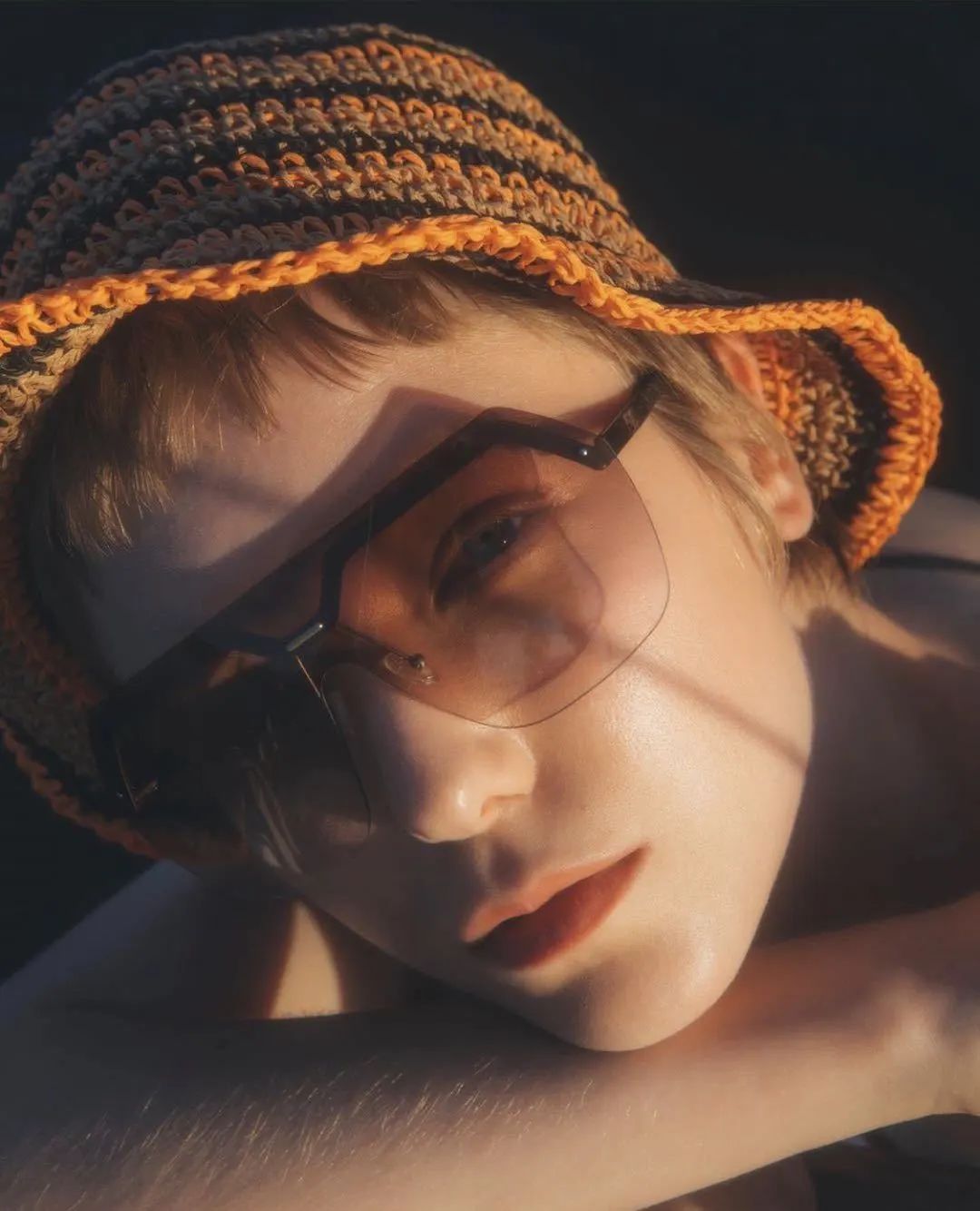 女士怎么挑选适合自己的墨镜,怎么选墨镜框适合脸型