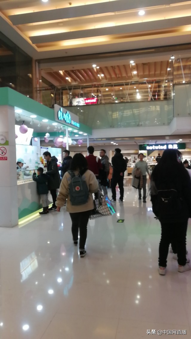 雇人干活受伤医疗费怎么赔,雇人干活生病死了要赔钱吗