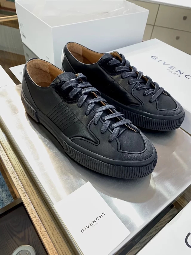 纪梵希镂空鞋,纪梵希黑色鞋