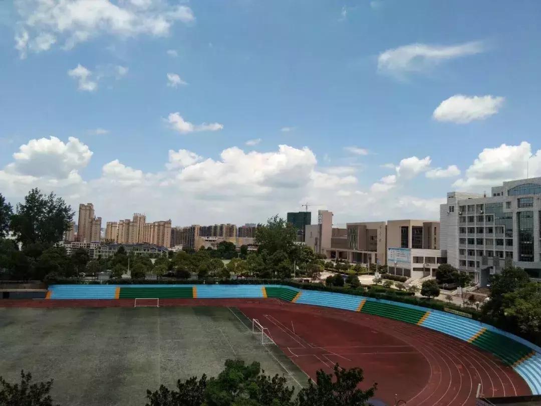 这个秋天，我们在萍乡学院等你