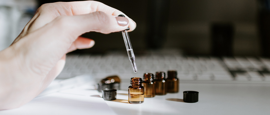 破误区碎谣言揭开精油的真实面纱,隆鼻精油真的有效吗