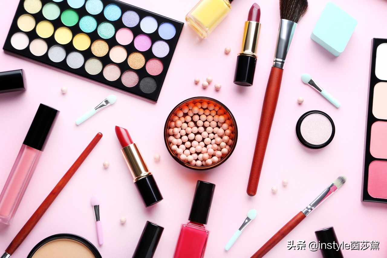 裸妆必备化妆品视频教程全集,大牌化妆品轻度裸妆步骤